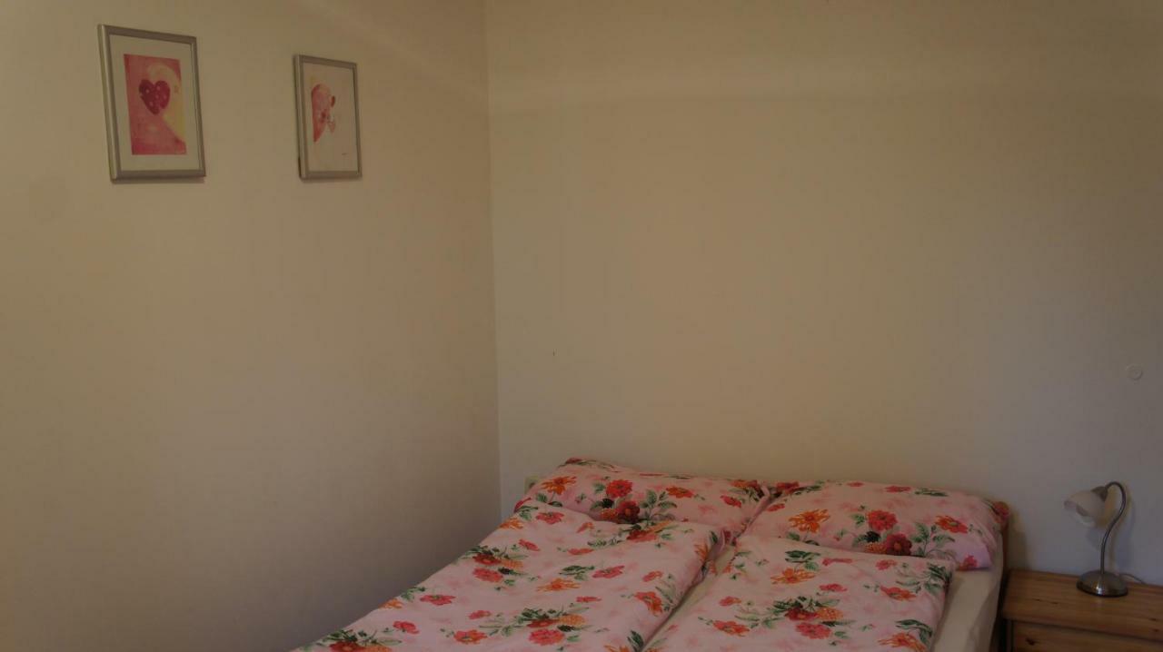 Ivo Apartments 로고즈니차 외부 사진